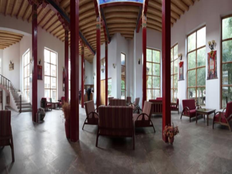 Lha-Ri-Sa Resort Leh Buitenkant foto